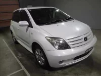 Toyota IST лот № 3098 оценка 3.5  с аукциона в Японии 2