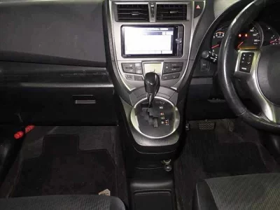 Toyota RACTIS  с аукциона в Японии