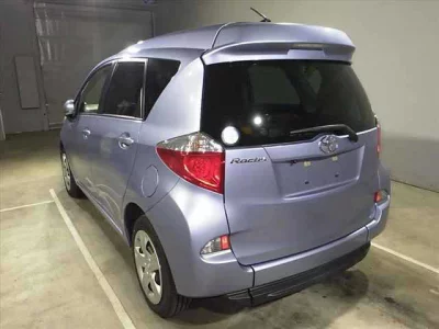 Toyota RACTIS  с аукциона в Японии
