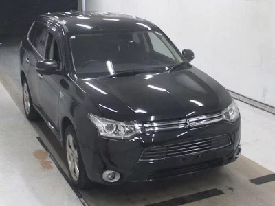 Mitsubishi OUTLANDER PHEV
