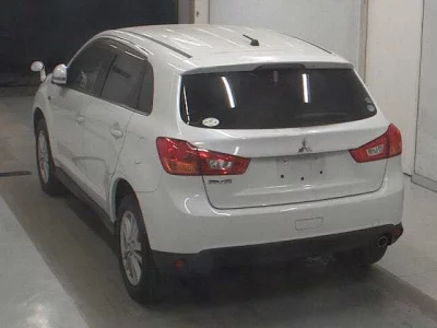 Mitsubishi RVR