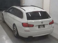 BMW 5-Series лот № 1061 оценка 4  с аукциона в Японии 1