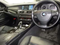 BMW 5-Series лот № 1061 оценка 4  с аукциона в Японии 2