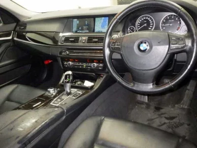 BMW 5-Series  с аукциона в Японии