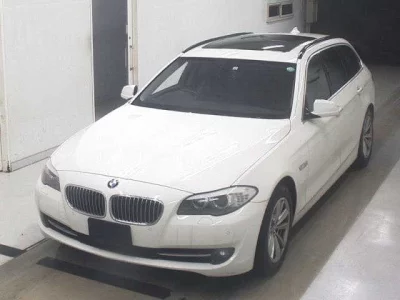BMW 5-Series  с аукциона в Японии