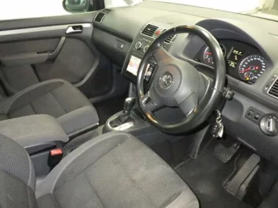 Volkswagen GOLF TOURAN