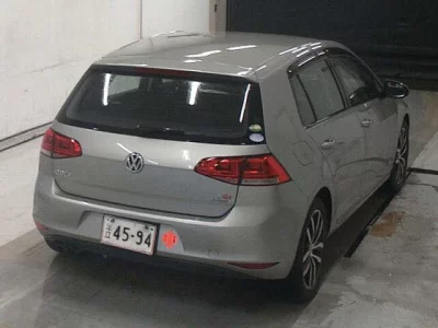 Volkswagen GOLF  с аукциона в Японии