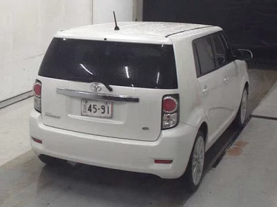 Toyota COROLLA RUMION