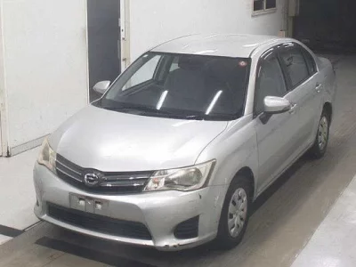 Toyota COROLLA AXIO  с аукциона в Японии