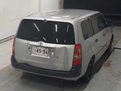 Toyota SUCCEED  с аукциона в Японии