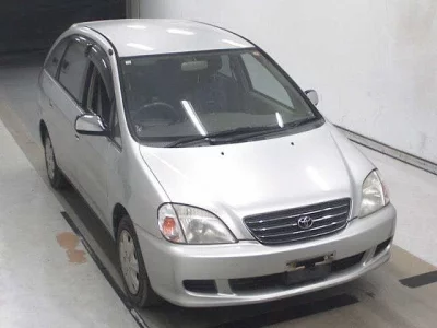 Toyota NADIA  с аукциона в Японии