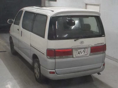 Toyota HIACE REGIUS