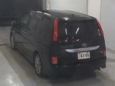 Toyota ISIS