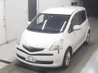 Toyota RACTIS лот № 3043 оценка 3.5  с аукциона в Японии 2