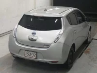 Nissan LEAF лот № 5589 оценка 3  с аукциона в Японии 3