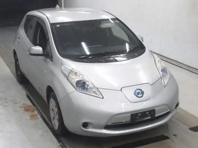 Nissan LEAF  с аукциона в Японии