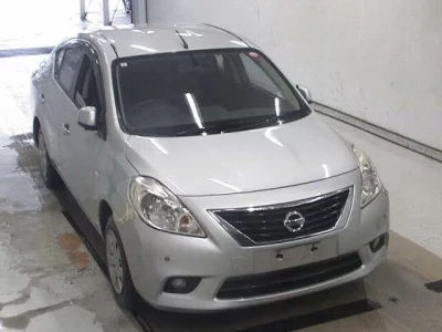 Nissan TIIDA LATIO