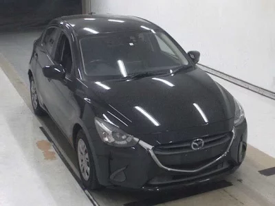 Mazda DEMIO  с аукциона в Японии