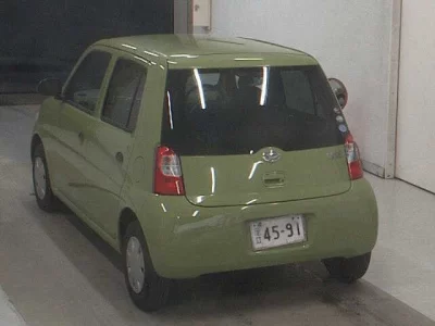 Daihatsu Esse