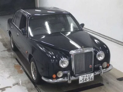 Mitsuoka GALUE