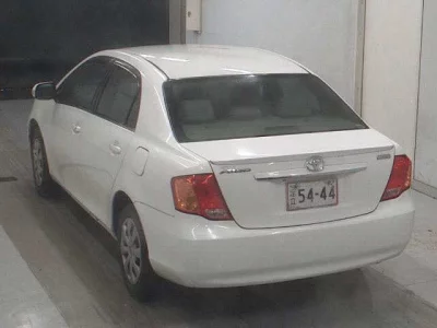 Toyota COROLLA AXIO  с аукциона в Японии