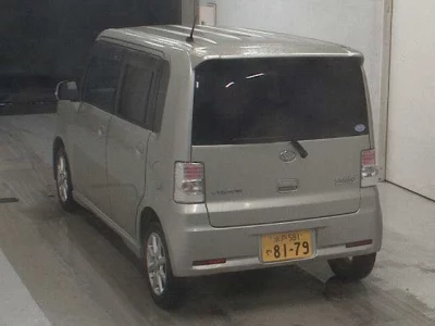 Daihatsu MOVE CONTE