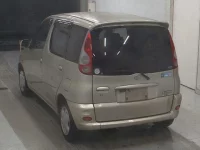 Toyota FUNCARGO лот № 1543 оценка 3  с аукциона в Японии 1