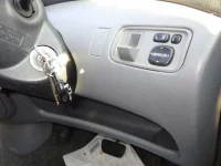 Toyota FUNCARGO лот № 1543 оценка 3  с аукциона в Японии 4