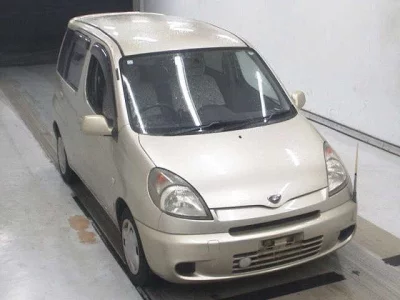 Toyota FUNCARGO  с аукциона в Японии