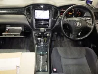 Toyota KLUGER лот № 3117 оценка 3.5  с аукциона в Японии 2