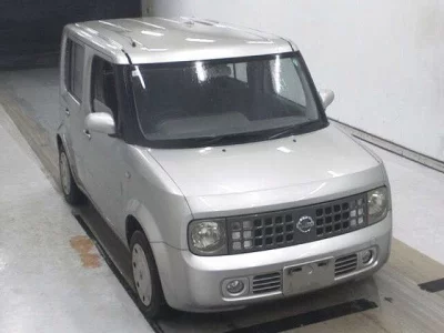 Nissan CUBE  с аукциона в Японии