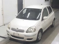 Toyota VITZ лот № 5757 оценка 3  с аукциона в Японии 1