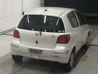Toyota VITZ лот № 5757 оценка 3  с аукциона в Японии 2