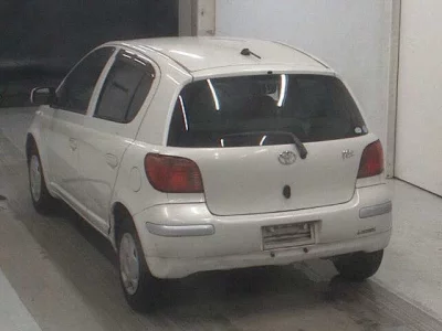 Toyota VITZ  с аукциона в Японии