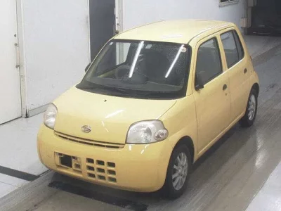 Daihatsu Esse