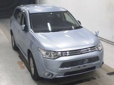 Mitsubishi OUTLANDER PHEV