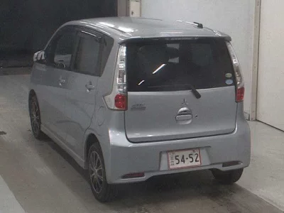 Mitsubishi EK CUSTOM