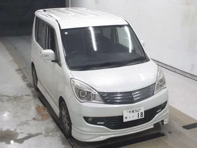 Mitsubishi DELICA D2