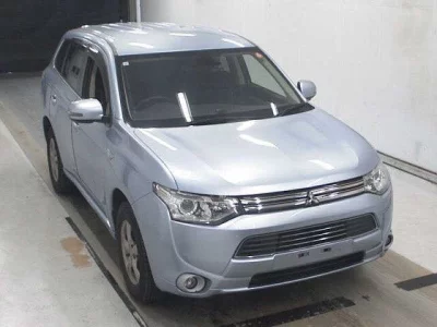 Mitsubishi OUTLANDER PHEV