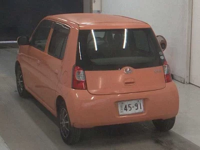 Daihatsu Esse