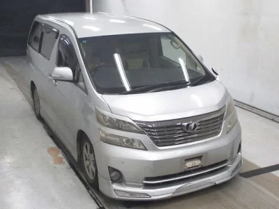 Toyota VELLFIRE  с аукциона в Японии