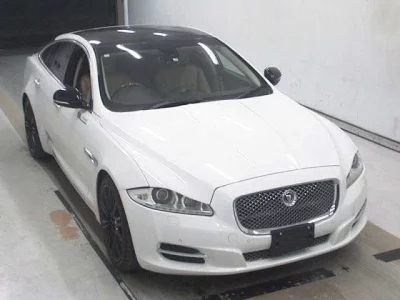Jaguar XJ SERIES  с аукциона в Японии
