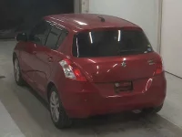 Suzuki SWIFT лот № 5861 оценка 3  с аукциона в Японии 1
