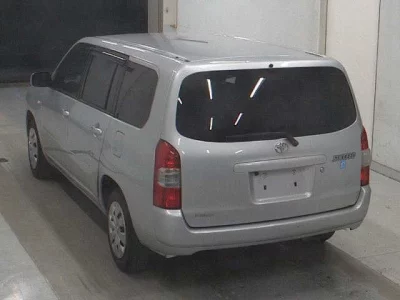 Toyota SUCCEED