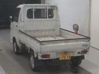 Daihatsu HIJET TRUCK лот № 6055 оценка 3  с аукциона в Японии 1