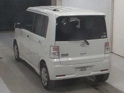 Toyota PIXIS SPACE