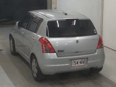 Suzuki SWIFT  с аукциона в Японии