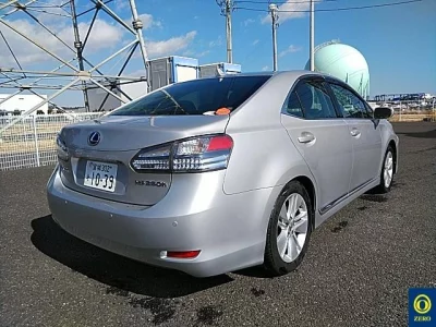 Lexus HS