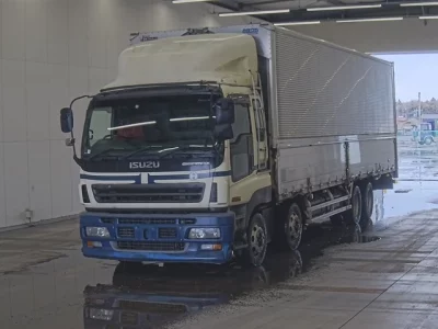 Isuzu GIGA