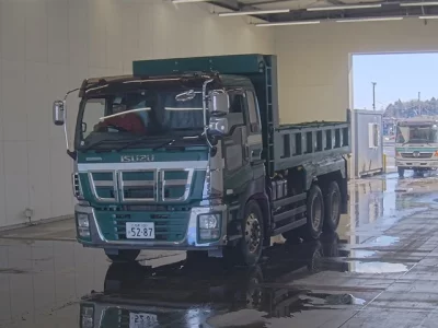 Isuzu GIGA